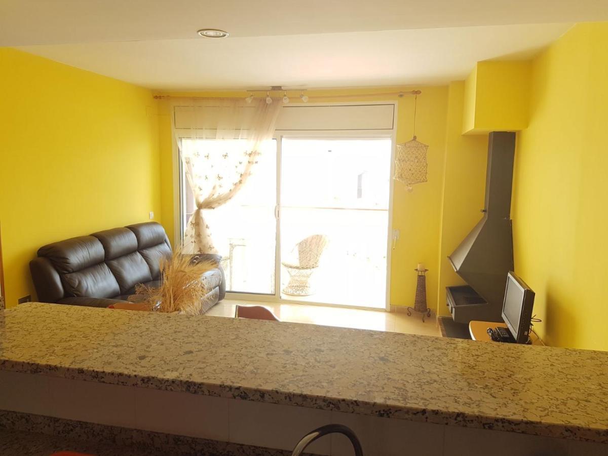 Magnífico apartamento junto al canal principal. Empuriabrava Esterno foto