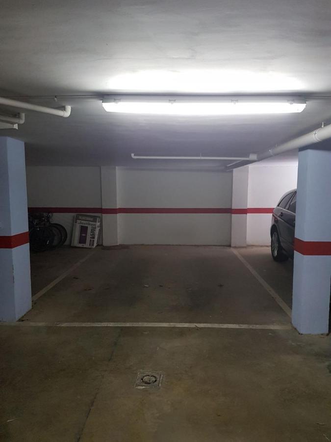 Magnífico apartamento junto al canal principal. Empuriabrava Esterno foto