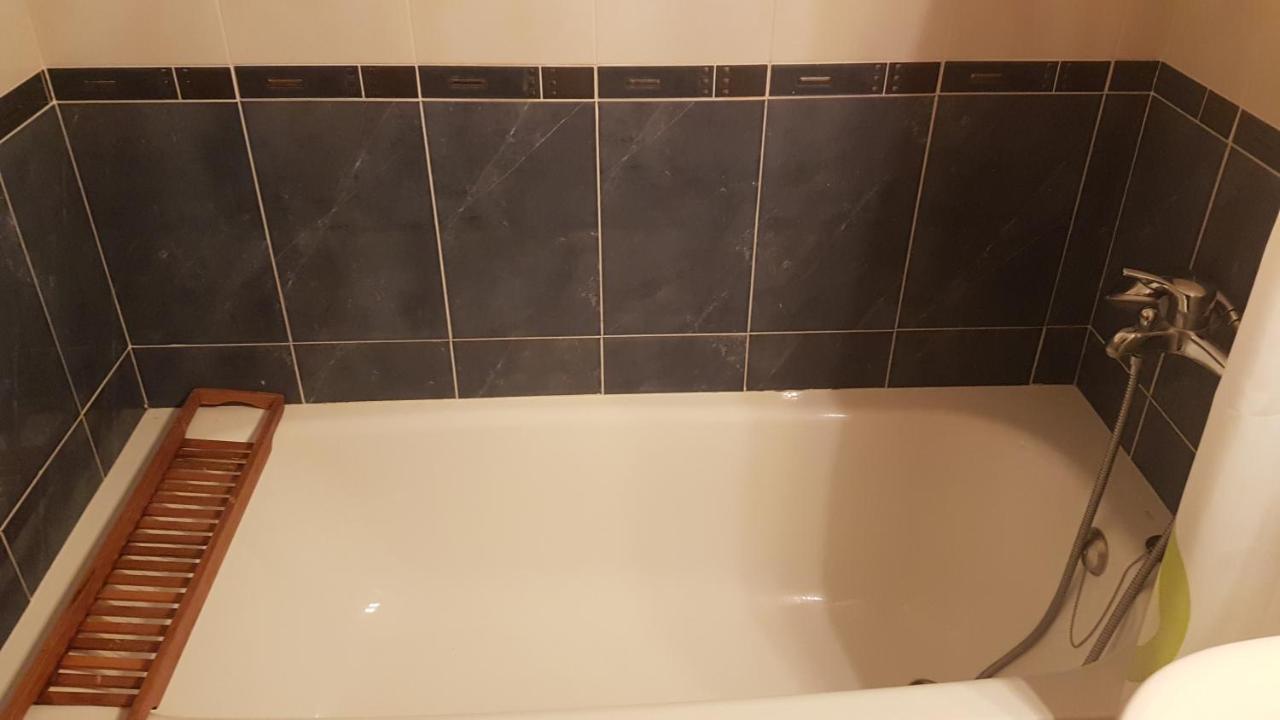 Magnífico apartamento junto al canal principal. Empuriabrava Esterno foto