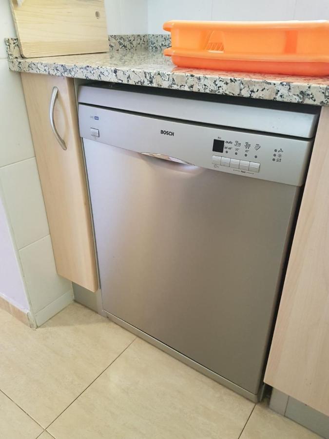 Magnífico apartamento junto al canal principal. Empuriabrava Esterno foto