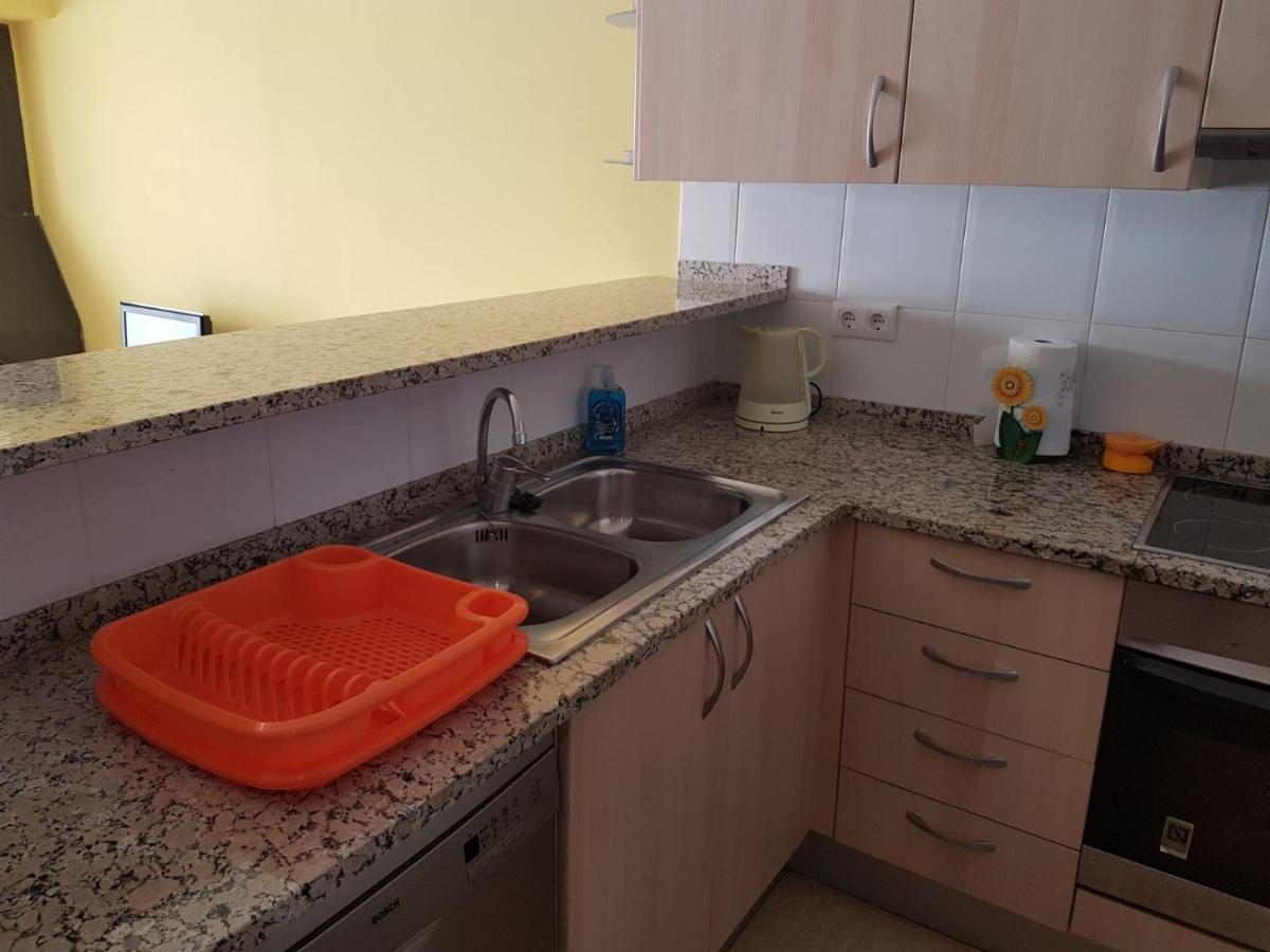 Magnífico apartamento junto al canal principal. Empuriabrava Esterno foto