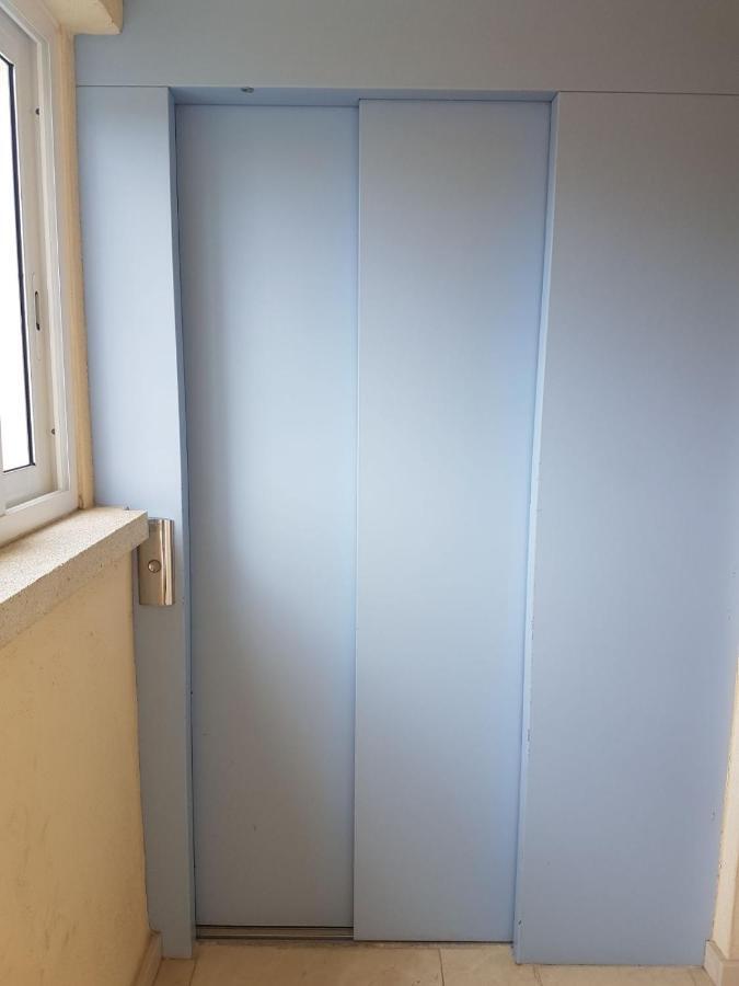 Magnífico apartamento junto al canal principal. Empuriabrava Esterno foto
